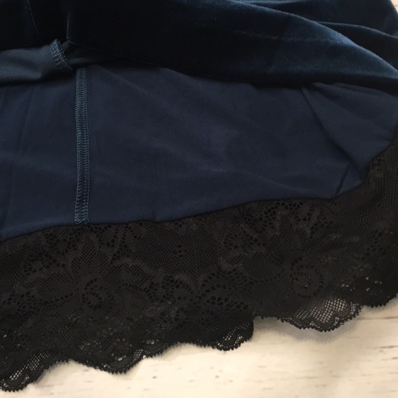 NWOT White House Black Market Teal Velvet Dress - Picture 8 of 8